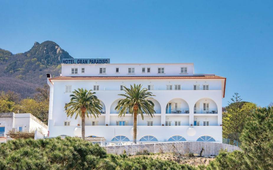 hotelgranparadisoischia en hotel 007